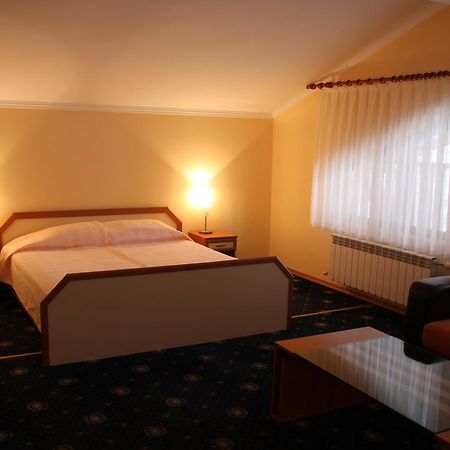 Kovanlika Hotel Razgrad 외부 사진
